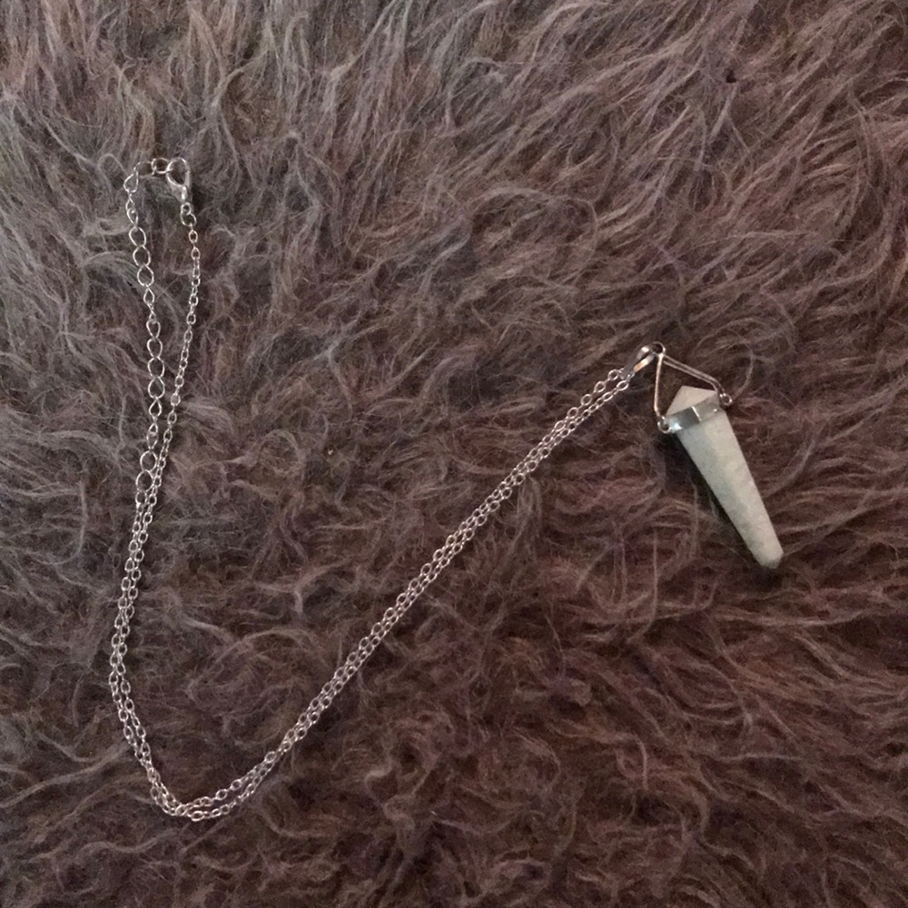 Crystal pendant necklace